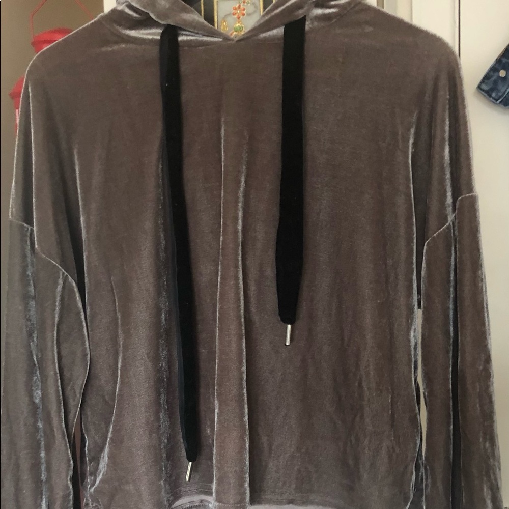 Sweater velour